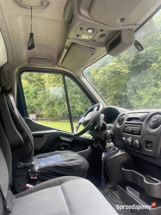 Samochód dostawczy Renault Jasło