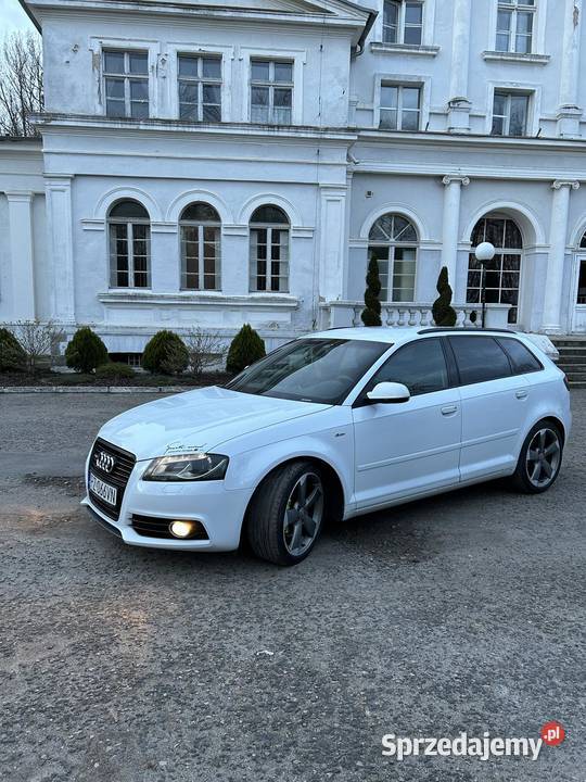 Audi A3 20 TDI 170 Sline 2012 Bogate wyposażenie Rok produkcji 2012 Poznań