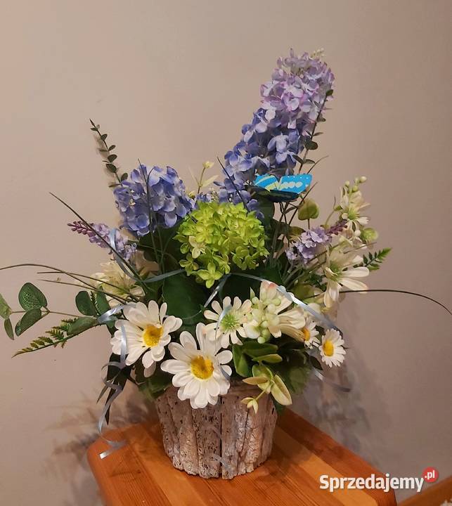 Dekoracja ze sztucznych kwiatów sprzedam