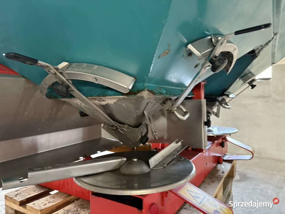 rozsiewacz nawozu sulky Parczew