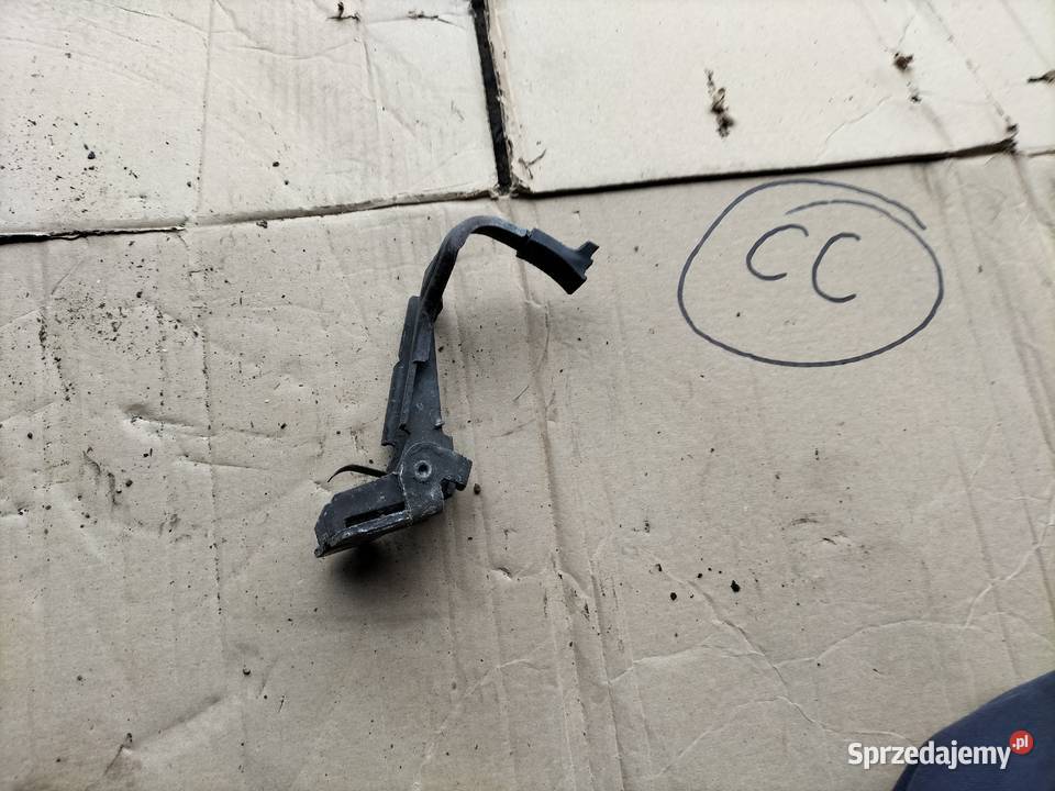AUDI 80 B4 80B4 ZAMEK UCHWYT RĄCZKA MASKI Kamień-Kolonia