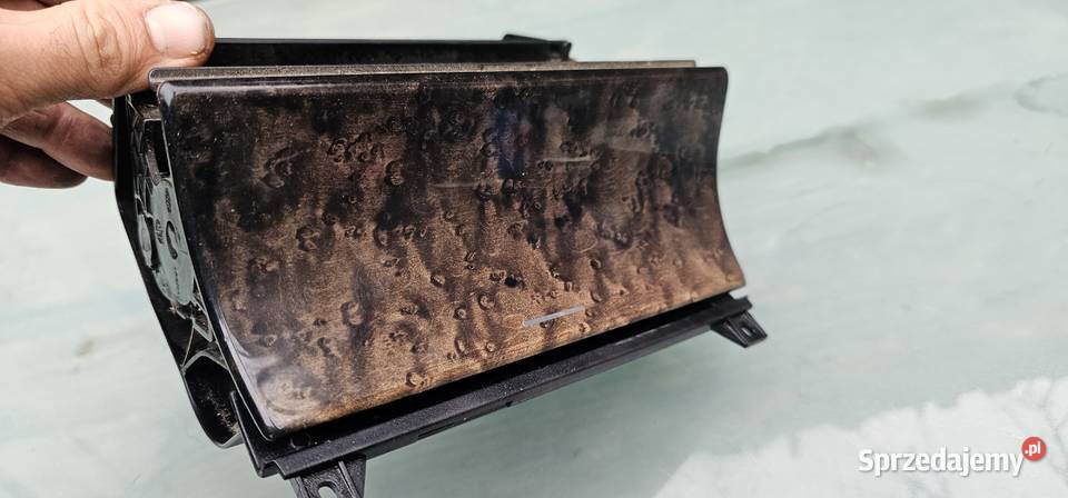 Popielniczka avantgarde mercedes w210 Popielniczki Zbąszyń