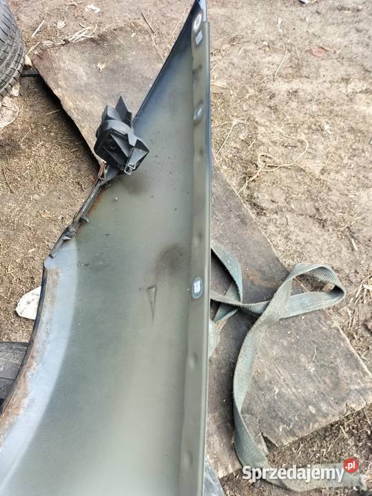Błotnik przedni lewy i prawy Mazury sprzedam