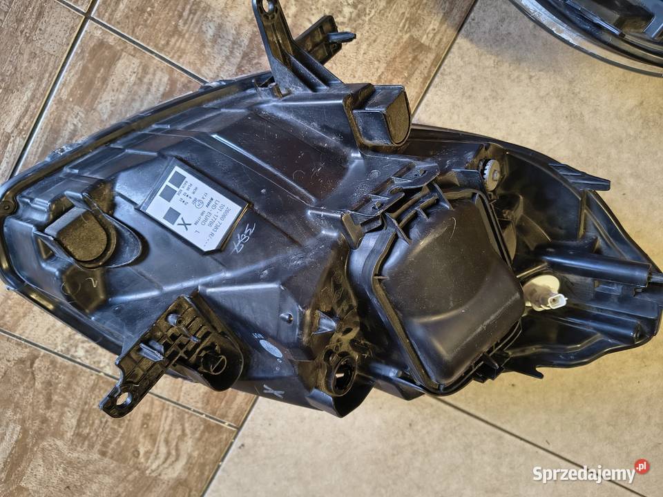 Lampa lampy renault kango osobowe