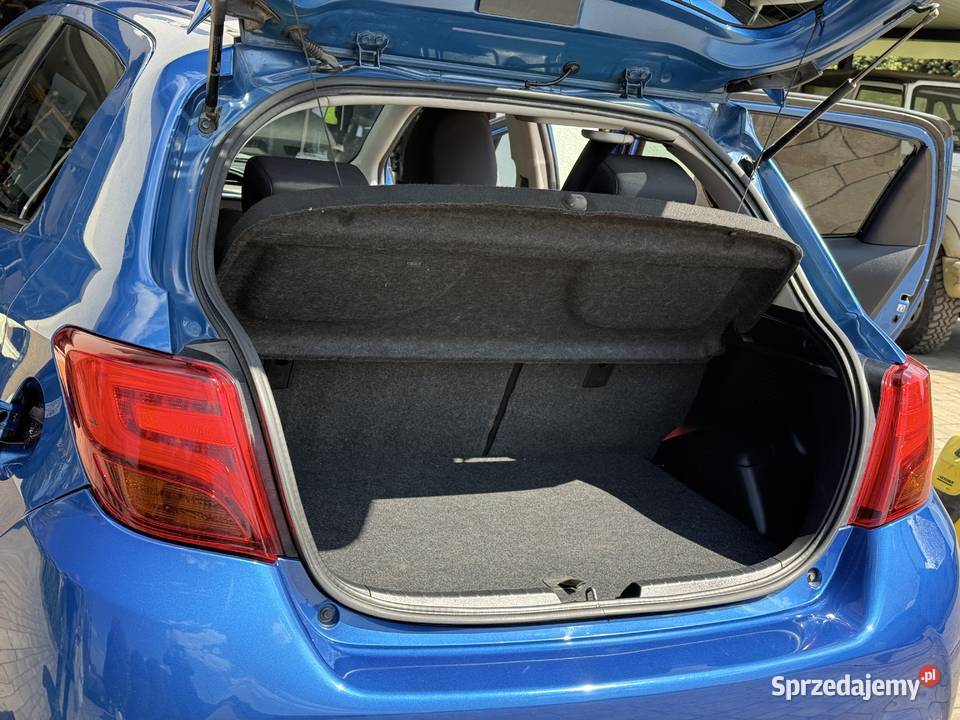 Toyota yaris hybrid 1497cm3 Łączany