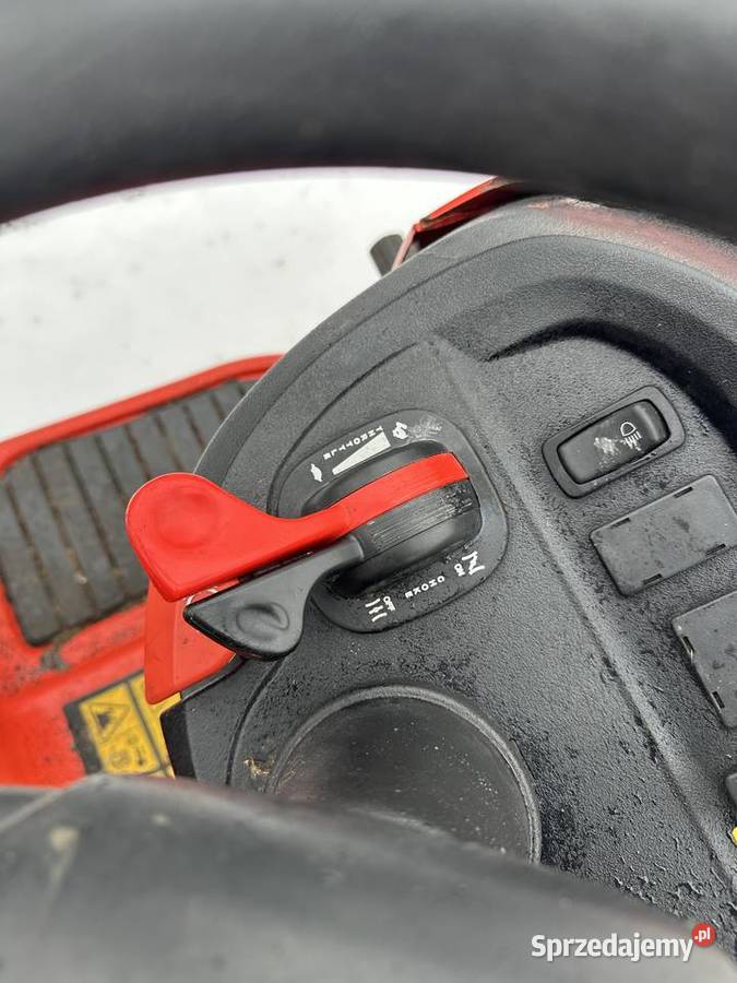 Traktorek Ogrodowy Simplicity 18 koni Briggs Kuzie sprzedam