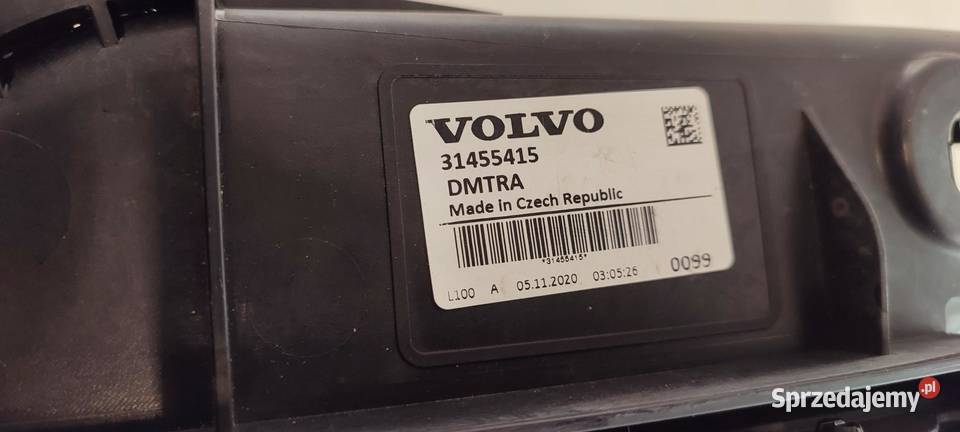 VOLVO XC40 KIEROWNICA POWIETRZA ŻALUZJA 31455415