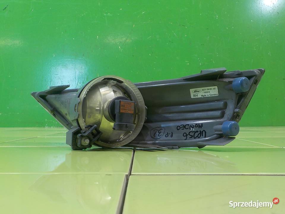 MONDEO MK4 LIFT 16 TDCI 11r HB 5D halogen prawy osobowe Lampy przeciwmgielne Suków
