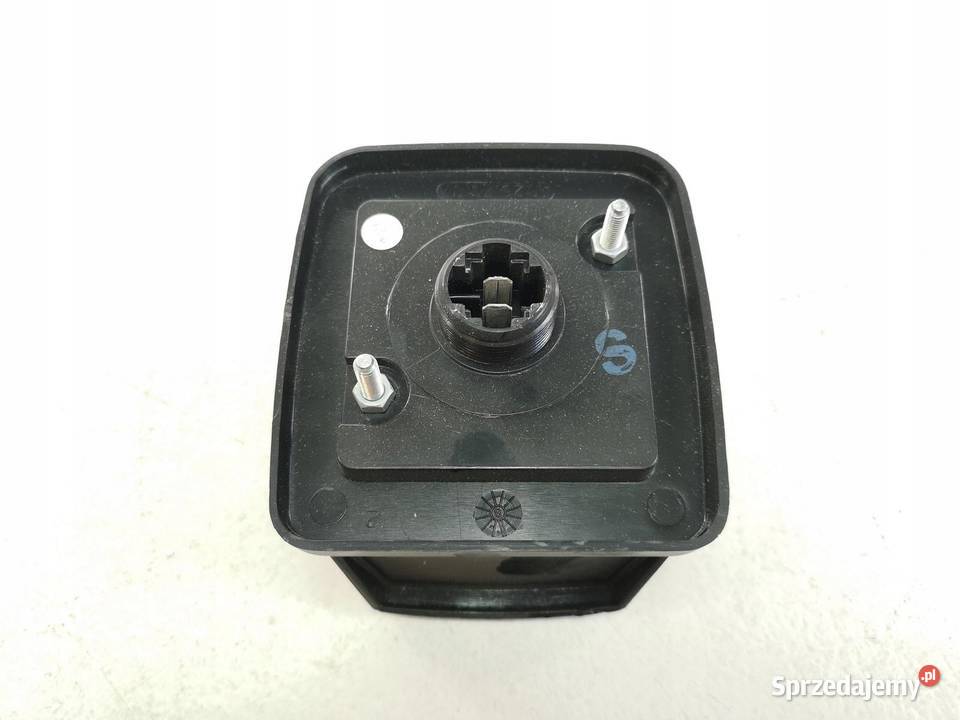 LAMPA TABLICY REJESTRACYJNEJ IVECO 7914 ZETA OE Lampy cofania