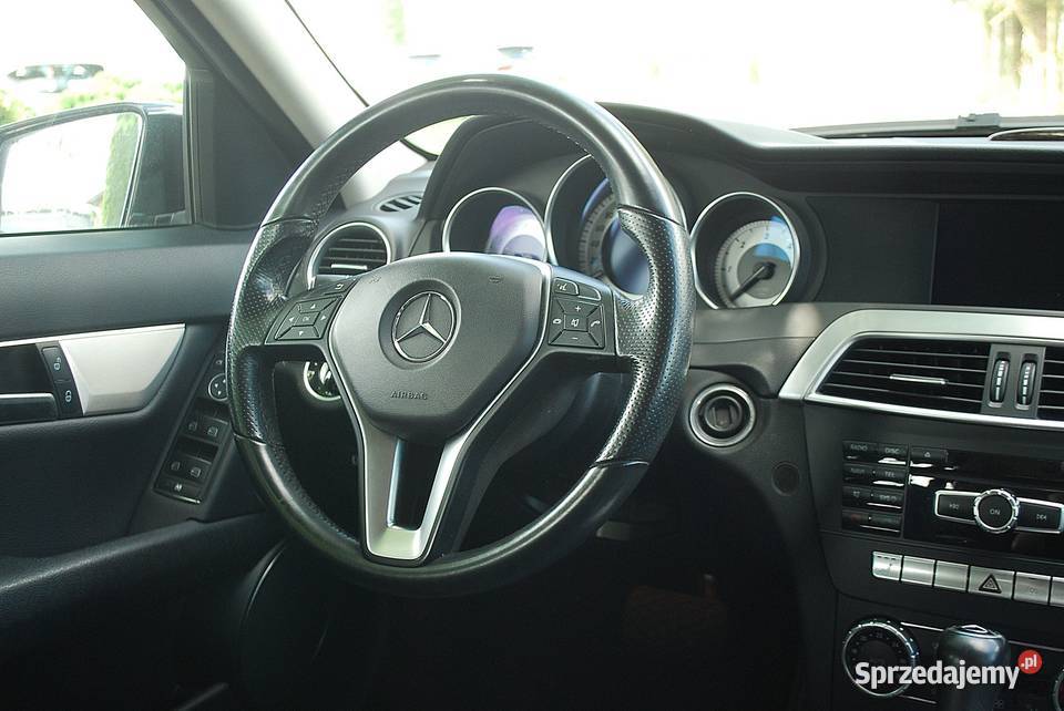 Mercedes C klasa Avantgarde 204 Zarejestrowany w diesel Włynkówko sprzedam