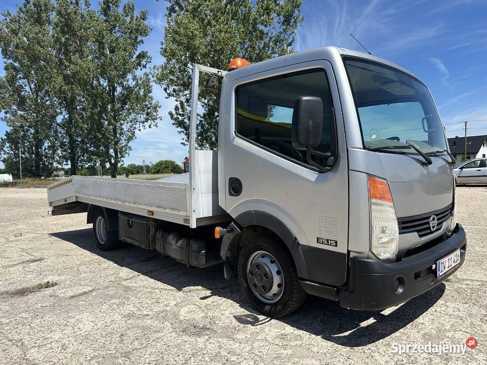 NISSAN CABSTAR 3515 LAWETA org 60 centralny zamek Piotrków Trybunalski sprzedam