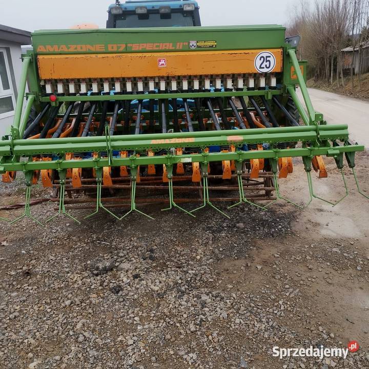 Siewnik zbożowy Amzaone D7 special 2 super stan Opatów