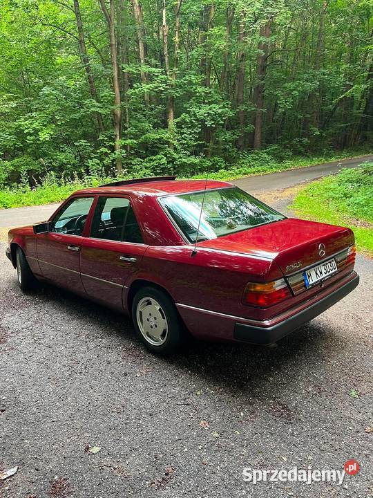 MercedesBenz W124 23