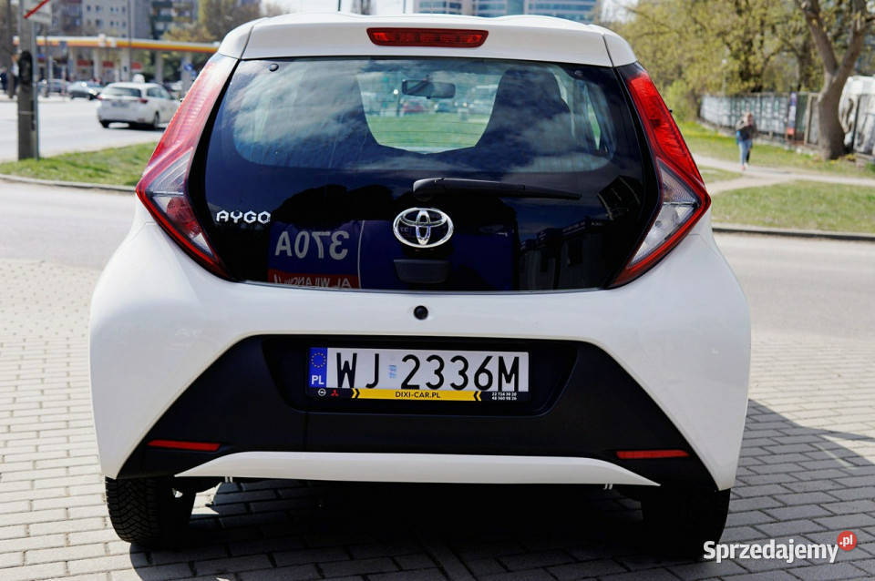 Toyota Aygo 10 72 5d hatchback facelift II 2014 4/5 Warszawa