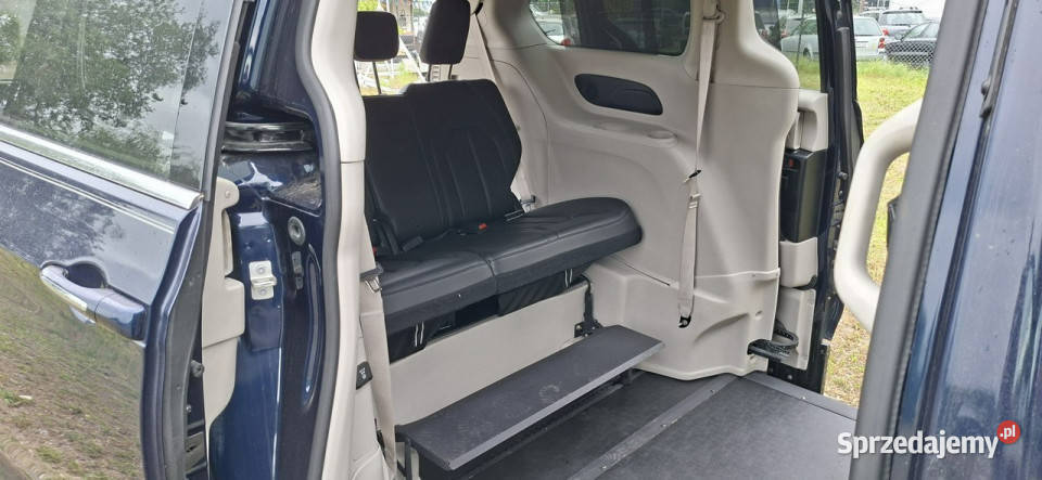 Chrysler Pacifica pacyfica 36 b rampa wózków Pacifica