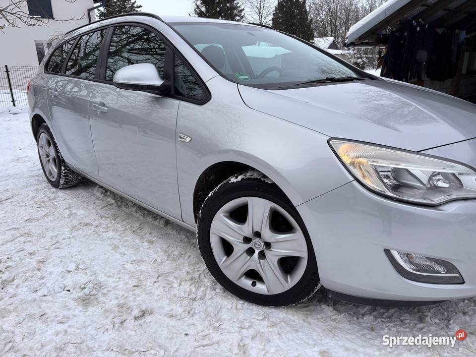 Opel Astra 14 Turbo 140 2010 1364cm3 Astra podkarpackie Rzeszów