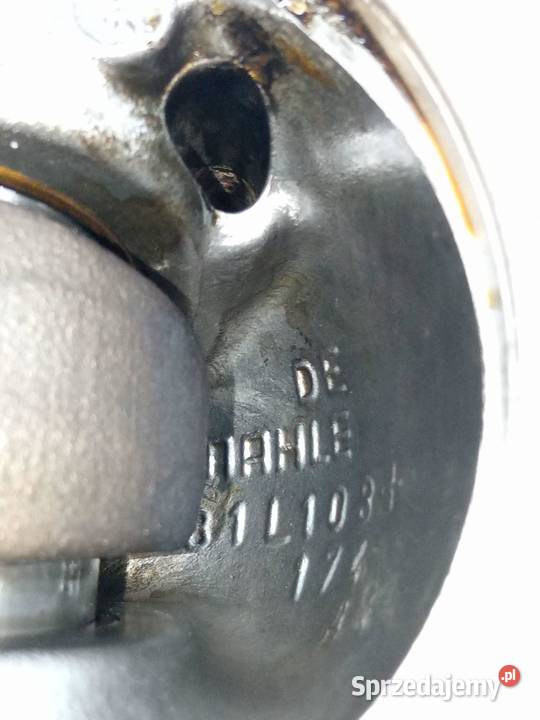 TŁOK KORBOWÓD 81L103 25 TDI VW Volkswagen świętokrzyskie