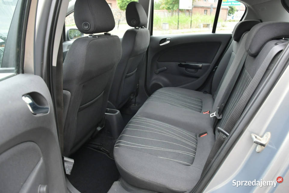 Opel Corsa 12 86 2010r Klima 5drzwi 115tkm D garażowany Kampinos