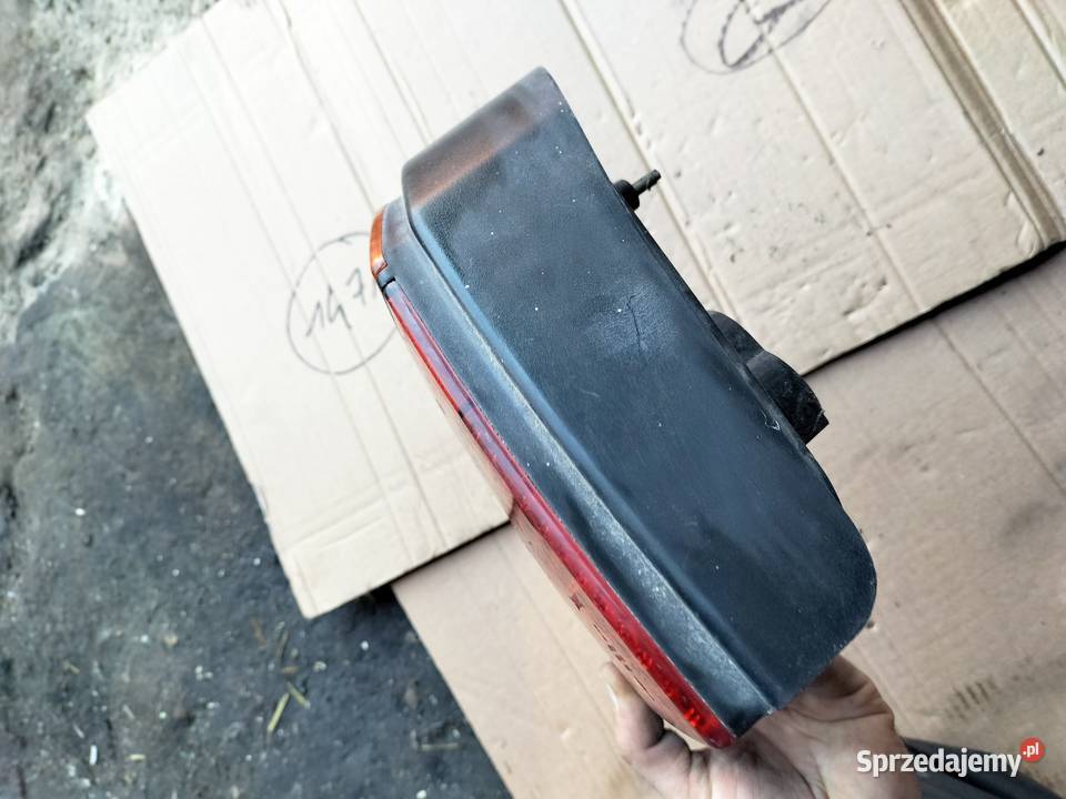 GOLF 3 MK3 LAMPA TYŁ LEWA