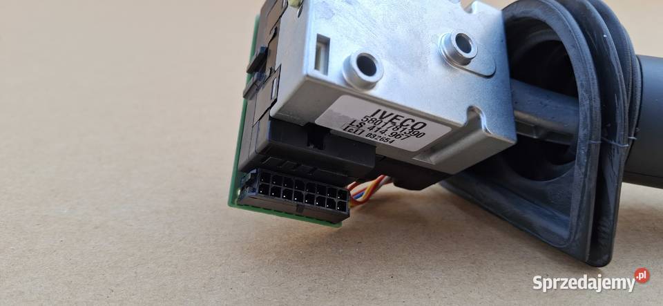 IVECO STRALIS MANETKA TEMPOMATU PRZEŁĄCZNIK Motoryzacja Bieleń