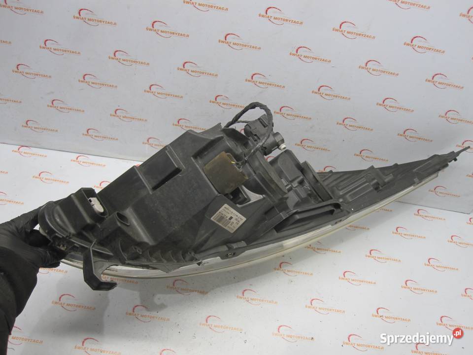 PEUGEOT 3008 I 12r lampa lewa przód 9685472780 osobowe