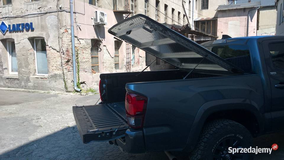 Zabudowa Pokrywa Skrzyni Ładunkowej Paki Toyota sprzedam