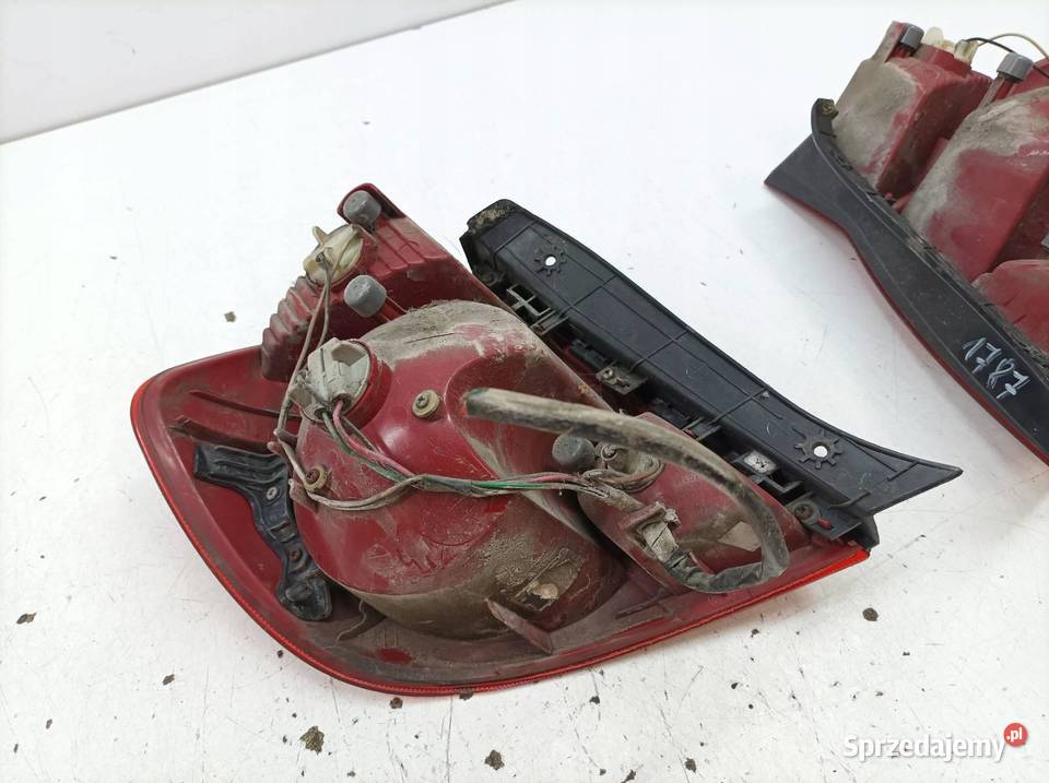 LAMPA TYŁ KOMPLET EUROPA Hyundai Accent II