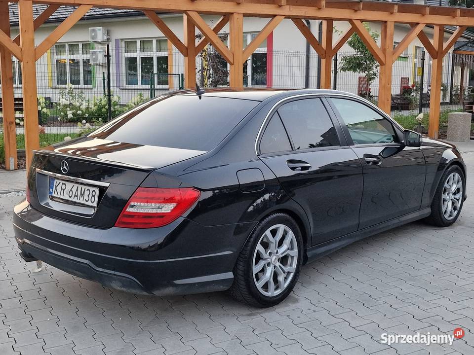 Mercedes W204 Lift 22 CDI AMG PLUS Salon Ryglice