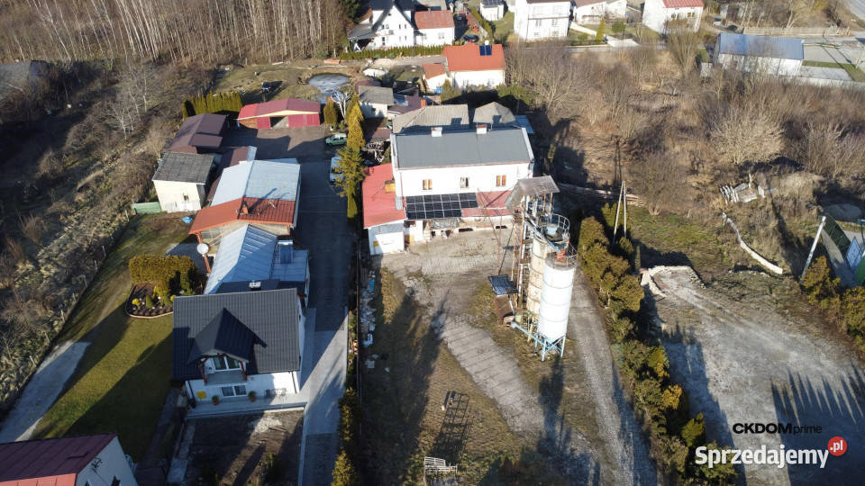 Budynek handlowousługowomieszkalny w Stopnicy Stopnica