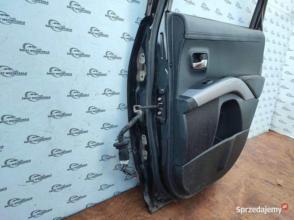 OUTLANDER LIFT II 11r drzwi prawe tył sprzedam