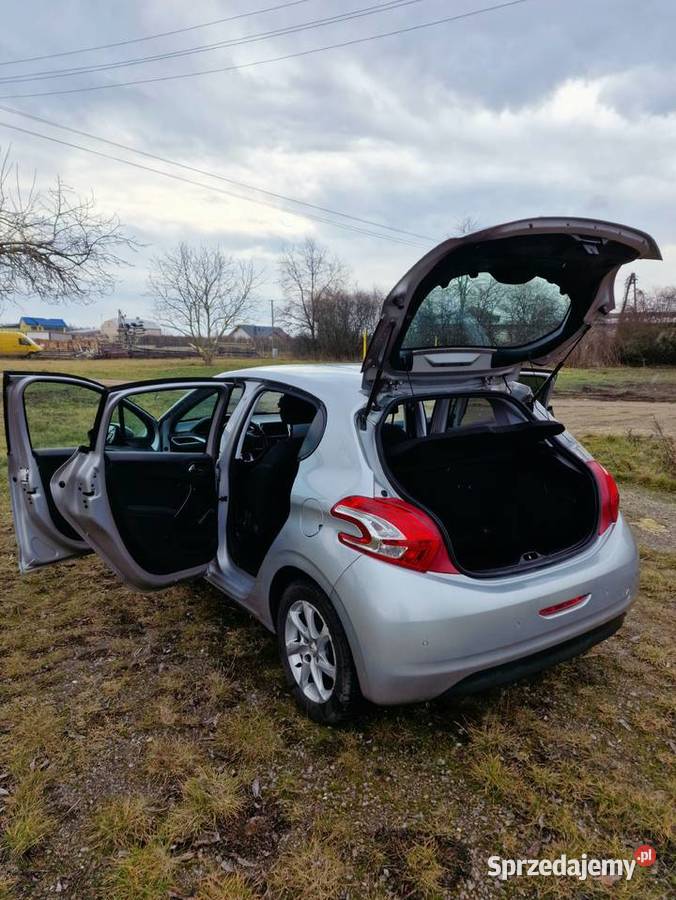 Peugeot 208 12 benzyna 5 drzwi Grójec
