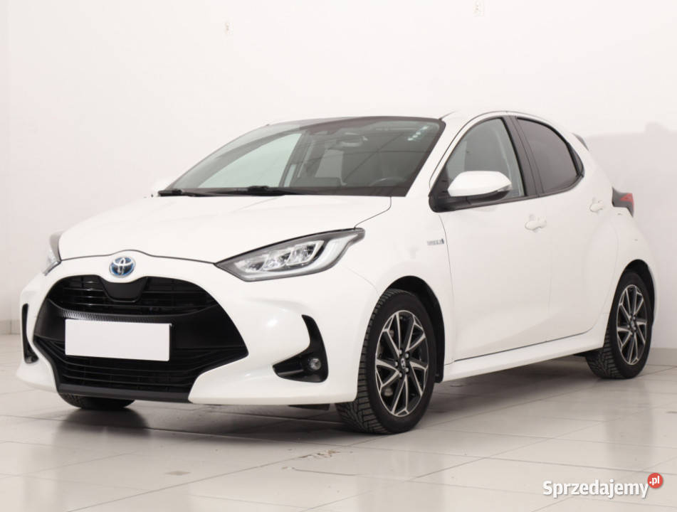 Toyota Yaris 15 VVTi Hybrid pełny VAT Yaris mazowieckie Piaseczno