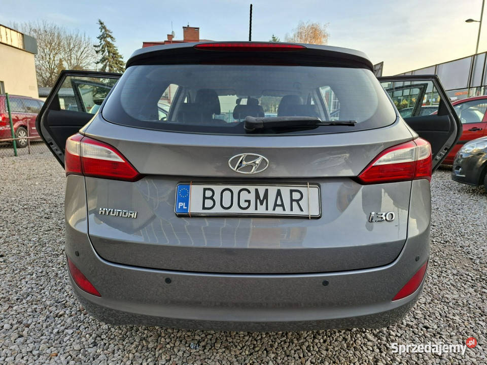 Hyundai i30 Kombi SALON 100 bezwypadkowy super wielofunkcyjna kierownica mazowieckie Warszawa