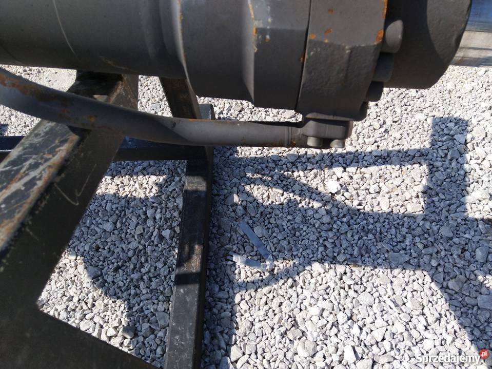 Siłownik Volvo EC 240 290 300 340 360 180 210 Kielce