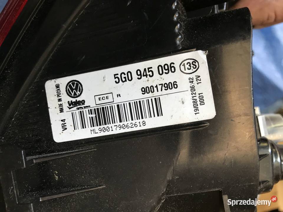 VW GOLF VII HB LAMPA PRAWA TYŁ TYLNA NAROŻNA osobowe Oświetlenie Bolesławiec sprzedam