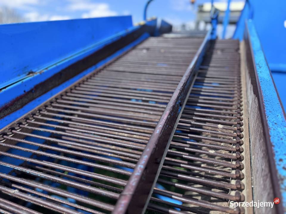 Kombajn ziemniaczany Bolko z643