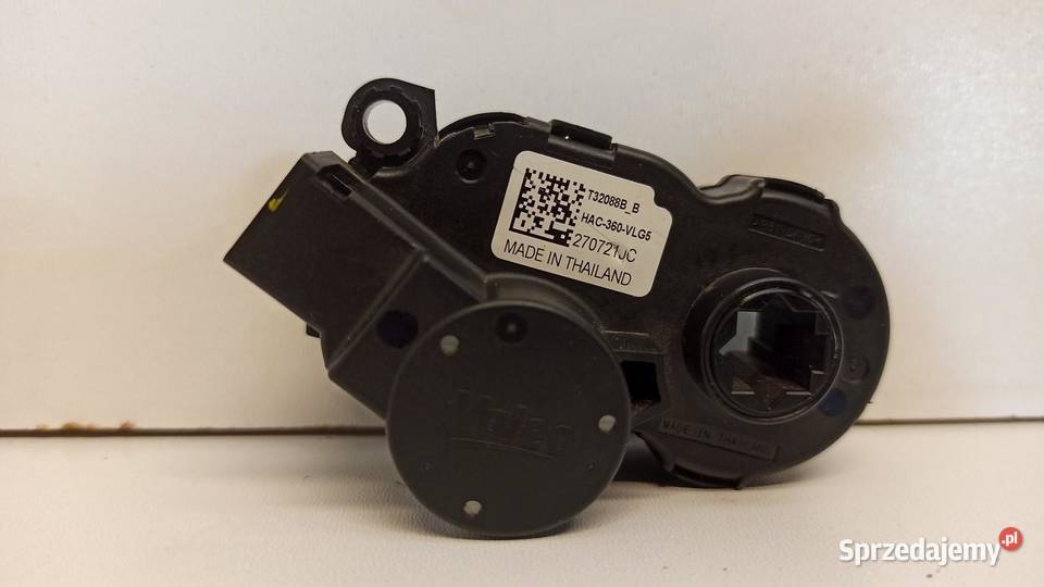 DACIA DUSTER SILNICZEK NAGRZEWNICY T32088B osobowe dolnośląskie