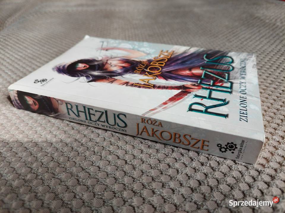 RHEZUS zielone oczy wyroczni Róża Jakobsze Kraków
