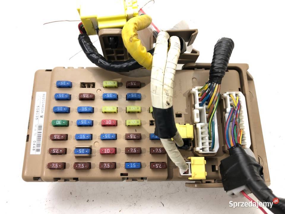 SKRZYNKA BEZPIECZNIKÓW SUBARU TRIBECA 82201XA00A podkarpackie