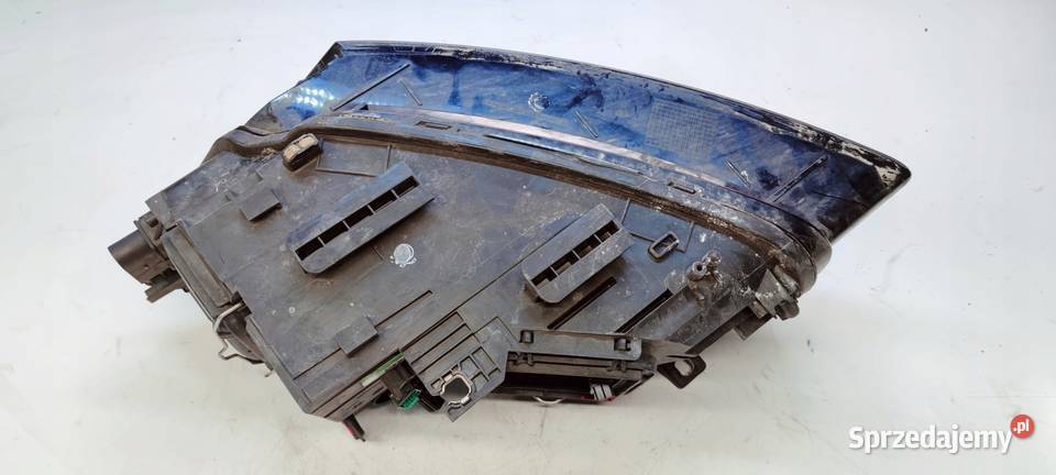 REFLEKTOR PRAWY PRZÓD XENON SKRĘTNY AUDI Q5 8R Przystajń