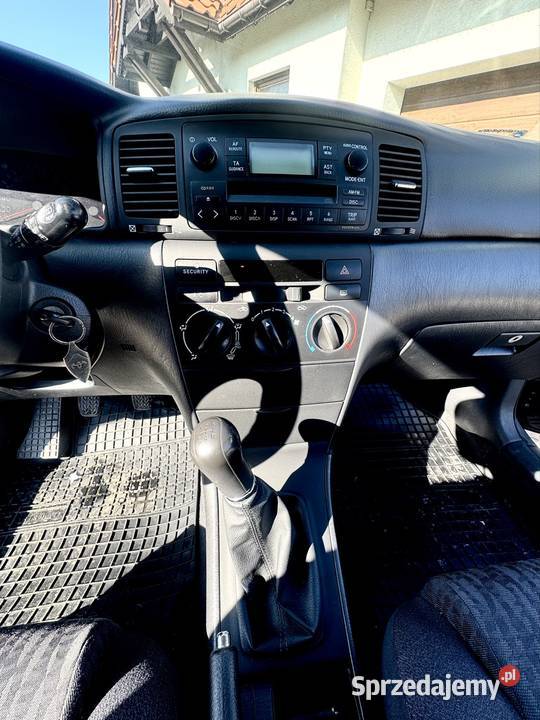 Toyota corolla e12 mały przebieg immobilizer Chrząstawa Wielka