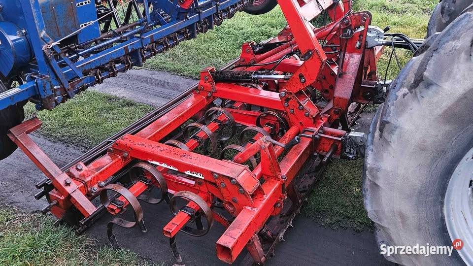 Agregat uprawowo siewny przedsiewny Kverneland Dzierzbin sprzedam