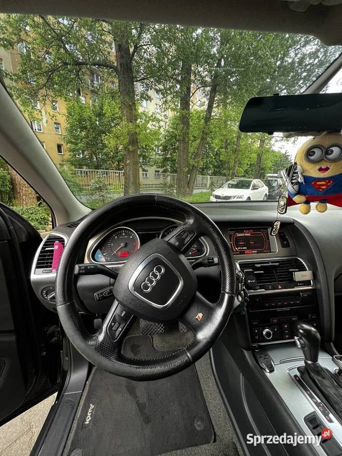 Elegancki SUV z sportowym charakterem AUDI Q7 Warszawa sprzedam