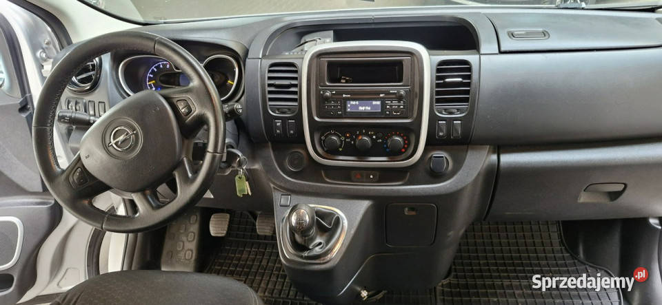 Opel Vivaro OPIS W podanej roczna gwarancja II śląskie Mysłowice