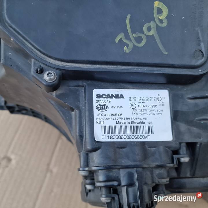 SCANIA R S REFLEKTOR PRAWY LED LAMPA 2655849 Trzciel sprzedam