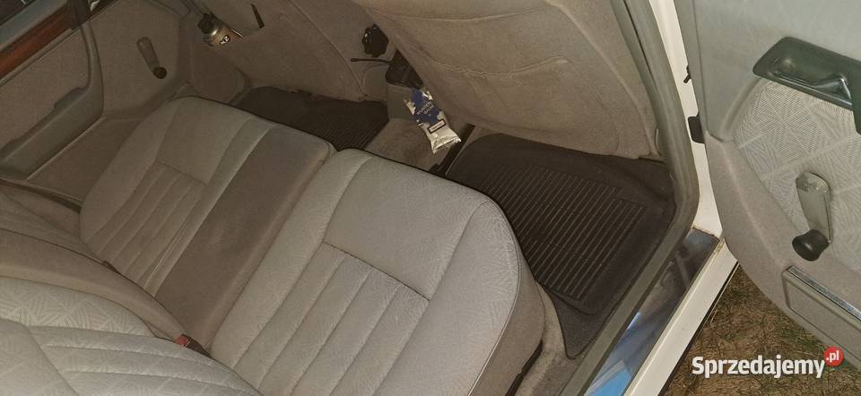 Mercedes Benz W124 Eklasa 20 benzyna LPG Sosnowiec