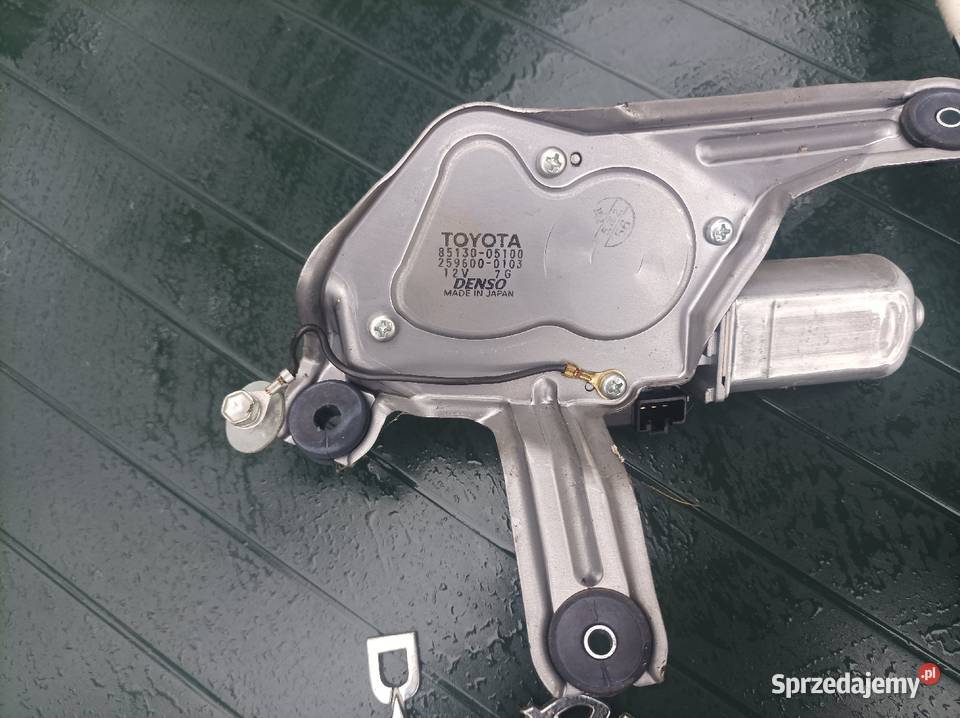 Toyota Avensis zamek klapy tylnej silniczek sprzedam