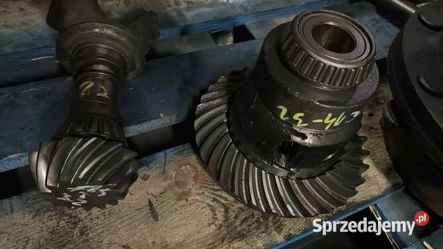 Bob Cat mechanizm róźnicowy Atak i talerz 14x32 Jastrzębniki