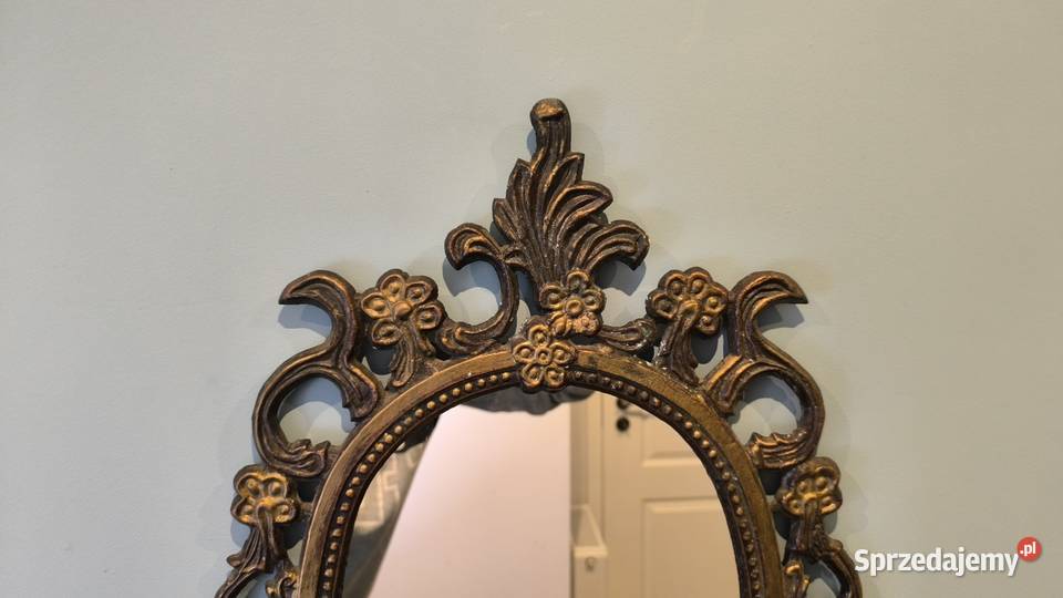 Piękne stylowe mosiężne lustro zdobione
