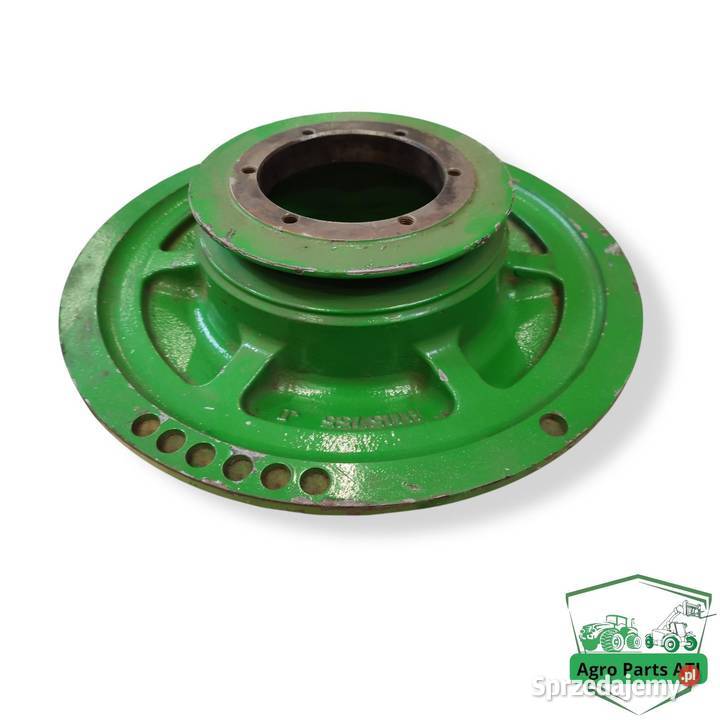Półkrążek wału H115755 John Deere W660 oryginał sprzedam